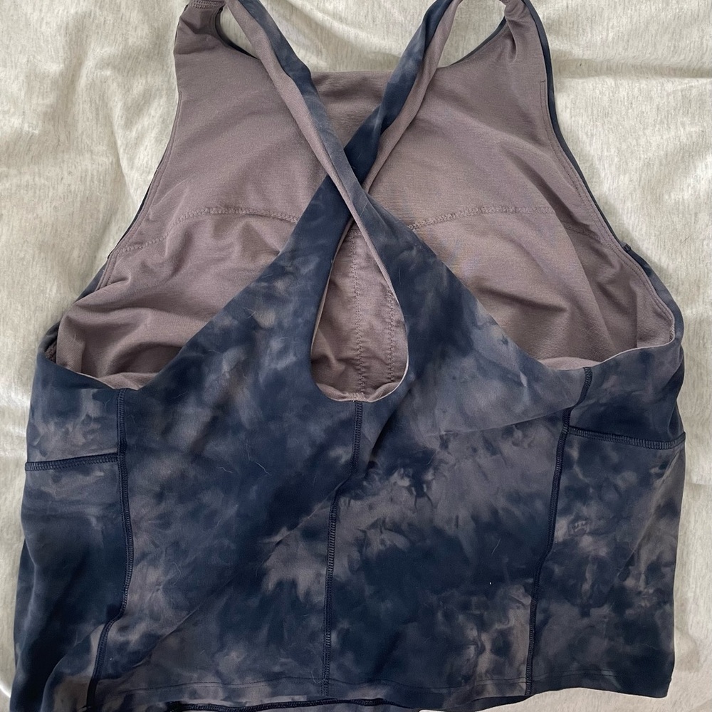 lululemon crop tank // size 12